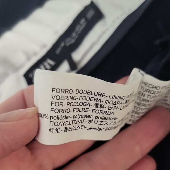 Zara Women's Black Wide-Leg Trousers - Picture 6 of 7